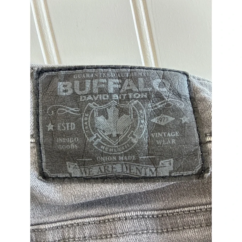 Buffalo David Bitton Blackstory Mens Slim Ash Gray Whiskered Jeans BM22721 34x32